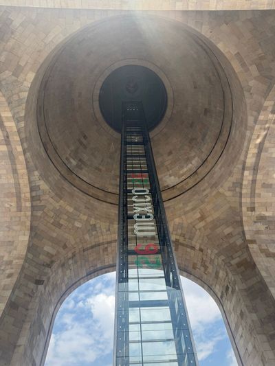 Monumento a la Revolución la Biblioteca Vasconcelos