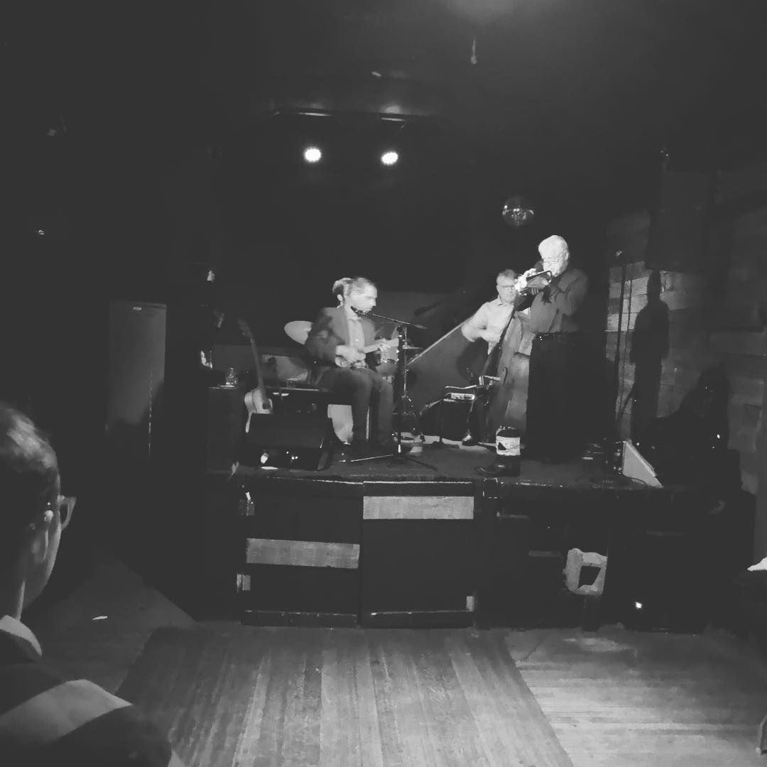 Amnesia gypsy jazz.