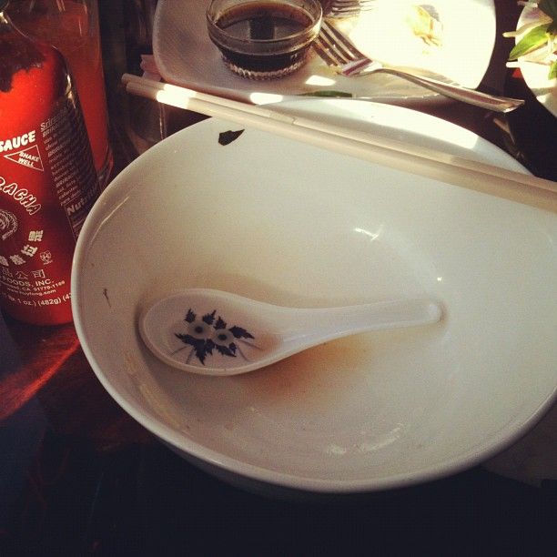 The more marrow, the more likely I'll suffer to finish the entire bowl. 🍜