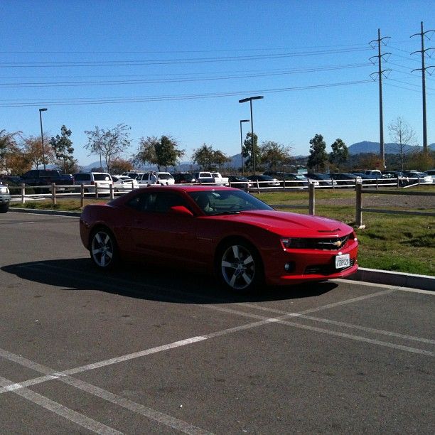 Our vacation rental car, sadly missing the third pedal.