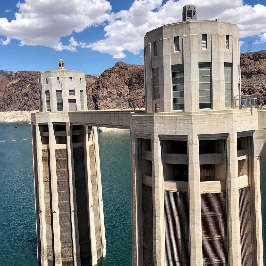 ✅ The Hoover Dam