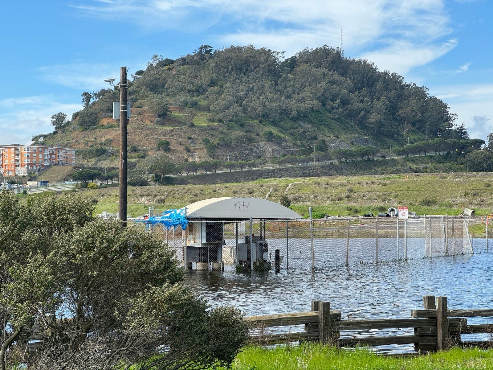 candlestick park(ing lake)