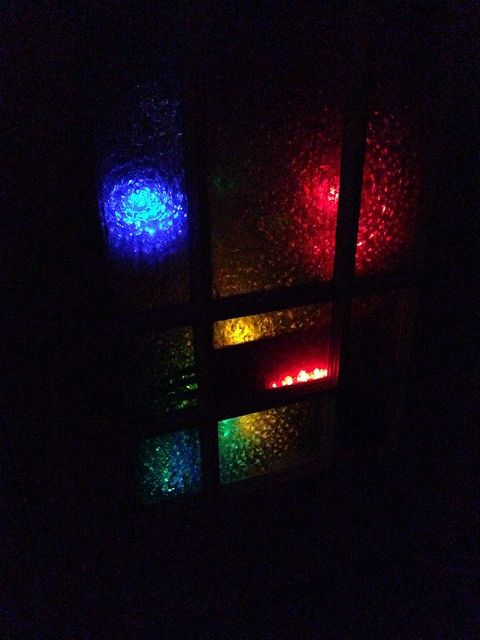 mirrored image from https://66.media.tumblr.com/51395c42ab081fb2ddbc97cfc594c8d3/tumblr_n3e0wnO9E71qzoybuo1_500.jpg without alt text, sorry