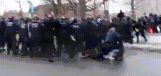 mirrored image from https://66.media.tumblr.com/d357820a506ca7c8b222dc7d76030558/tumblr_nlxv17Mz9Y1tsf68ao1_400.gif without alt text, sorry