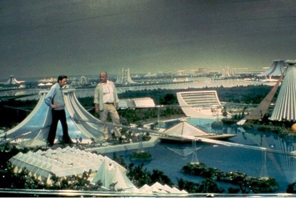 mirrored image from https://66.media.tumblr.com/cf7e121ffd473996ebc4a252d2931b53/tumblr_ntrxms6te61qigaa4o1_500.jpg without alt text, sorry