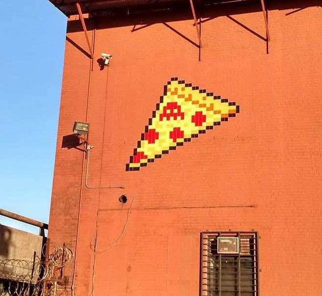 mirrored image from https://66.media.tumblr.com/38f0f85626855cabe5f121298077a0ce/tumblr_nyb4ssw7N21qz6f9yo1_1280.jpg without alt text, sorry