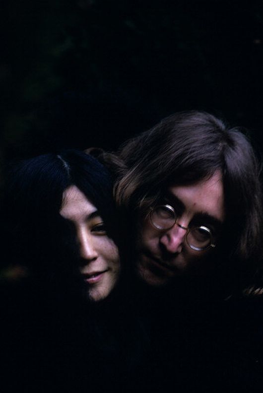 mirrored image from https://66.media.tumblr.com/f7047c574fbd5849e8584be8bc2b079f/tumblr_nz2ob9iMMR1rrmirso1_540.jpg without alt text, sorry
