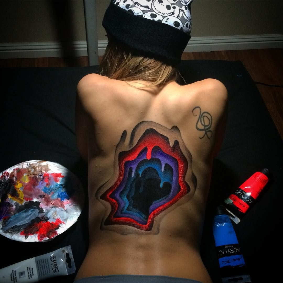 mirrored image from https://66.media.tumblr.com/a142967a148037eb1e635daa2747c162/tumblr_nz7qe7aL2U1qz6f9yo1_1280.jpg without alt text, sorry