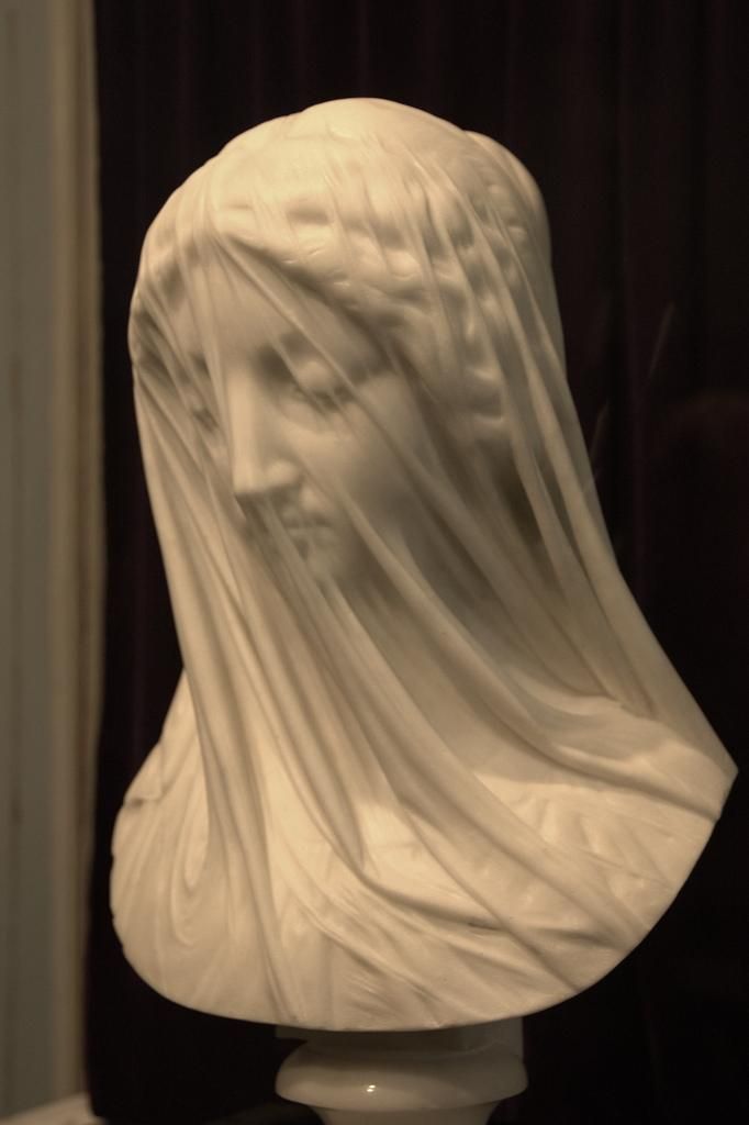 mirrored image from https://66.media.tumblr.com/fb787e16e5b25ddb27ffde1ee6c8a45b/tumblr_o2kg1qk1531qap5sbo1_1280.jpg without alt text, sorry