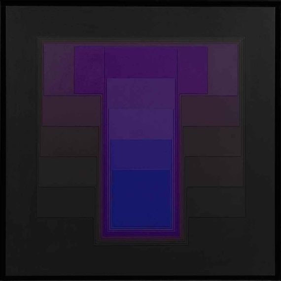 mirrored image from https://66.media.tumblr.com/47736e771278aa069605eb22e145e3fa/tumblr_nmaxtfbo5H1u6x3h6o1_640.jpg without alt text, sorry