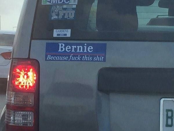 mirrored image from https://66.media.tumblr.com/dcbe80da141d6e901842802fa9a6306e/tumblr_o48iowduf91qzk2apo1_640.jpg without alt text, sorry