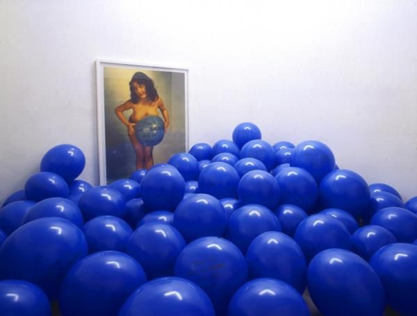 mirrored image from https://66.media.tumblr.com/a2492e1237dfa68fc77bd655a14ddd3c/tumblr_oaxj2veYvg1qfc4xho1_640.jpg without alt text, sorry