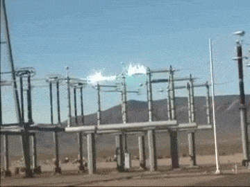 mirrored image from https://66.media.tumblr.com/13bbc72f7de3ff2ee5d4c623c603f582/tumblr_oddexz5ViT1vczpxxo1_400.gif without alt text, sorry