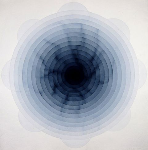 mirrored image from https://66.media.tumblr.com/2ea30f7638bb3837716771f2ef3d8763/tumblr_nl793lNQNM1s0got1o1_500.jpg without alt text, sorry