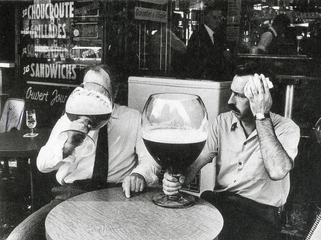mirrored image from https://66.media.tumblr.com/6a00e76c1fa2ff80d52980e22d69d40a/tumblr_oryq5daY8G1qz6f9yo1_1280.jpg without alt text, sorry
