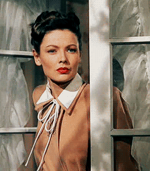 mirrored image from https://66.media.tumblr.com/fb083aade1c2af75914fd0b410456601/tumblr_owaewkYbfx1v9fn1io1_400.gif without alt text, sorry