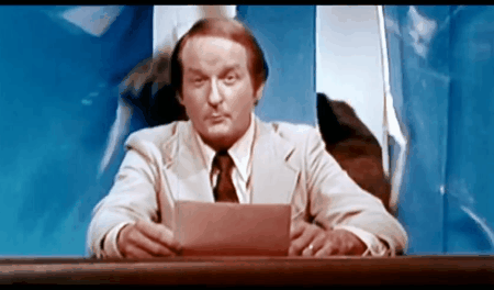 mirrored image from https://66.media.tumblr.com/0f6aa9480b4e6ac03a940eec4c3be0da/tumblr_p39jqvKPKh1rqq84zo1_500.gif without alt text, sorry