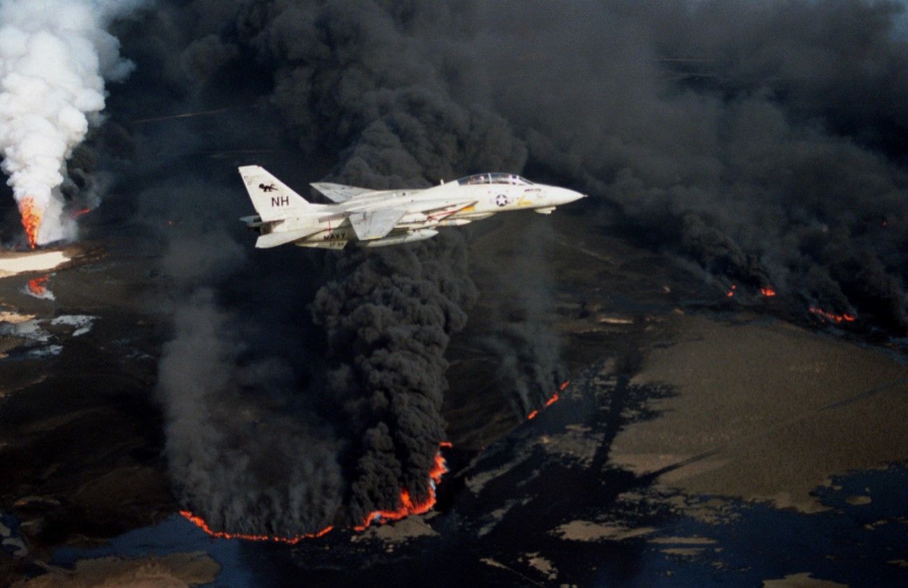 mirrored image from https://66.media.tumblr.com/4d0a1b52affc7d186e4e8577959b662f/tumblr_p3onghaIcw1r0bqbdo1_1280.jpg without alt text, sorry